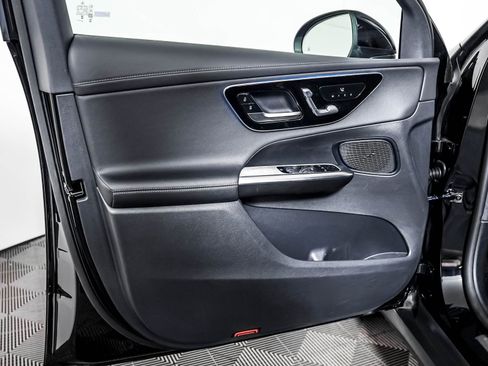 Certified 2025 Mercedes-Benz GLC 350e 4MATIC image 20