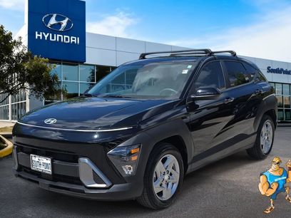 Certified 2025 Hyundai Kona SE