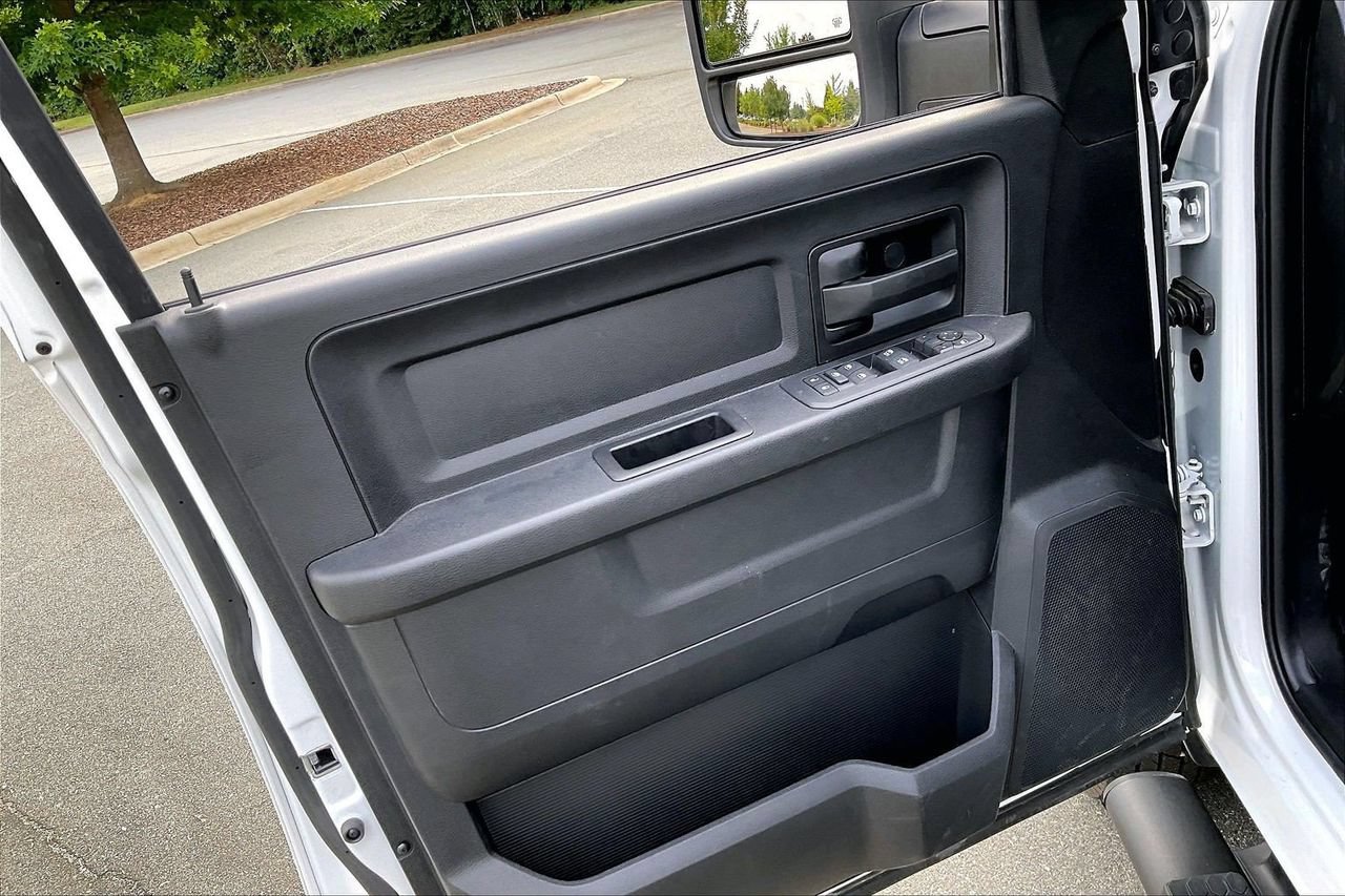 New 2026 RAM 3500 Tradesman AWD/4WD image 23