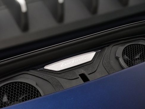 Used 2022 Porsche 911 Turbo S image 22