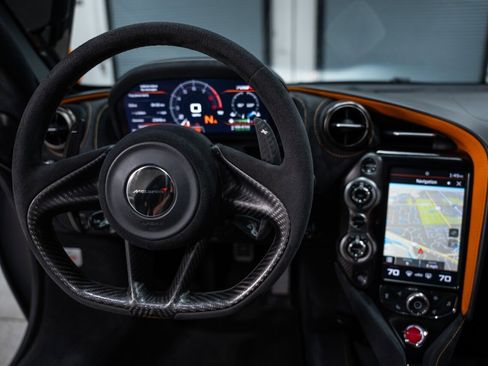 Used 2018 McLaren 720S Performance image 42