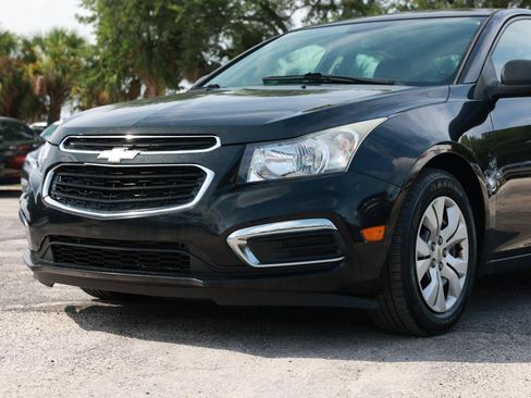 Used 2016 Chevrolet Cruze LS FWD image 25