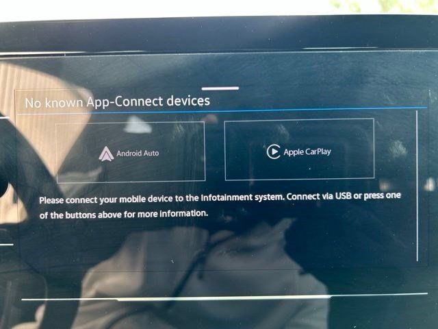 Used 2025 Volkswagen Jetta Sport FWD image 31