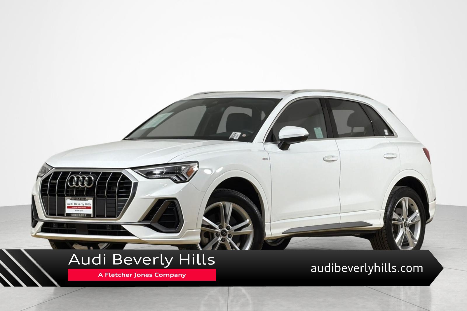 Used 2023 Audi Q3 2.0T Premium Plus w/ Premium Plus Package AWD/4WD image 1