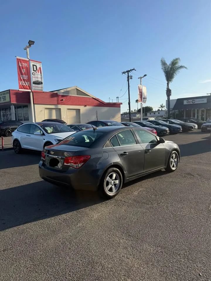 Used 2013 Chevrolet Cruze LT FWD image 5