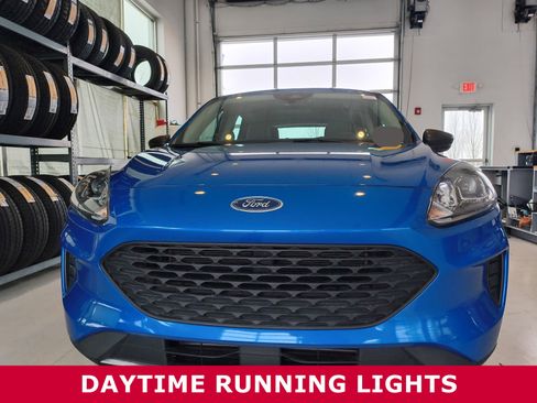 Used 2020 Ford Escape S image 29