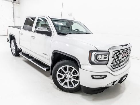 Used 2017 GMC Sierra 1500 Denali AWD/4WD image 10