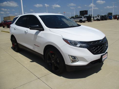 Used 2019 Chevrolet Equinox LT AWD/4WD image 9