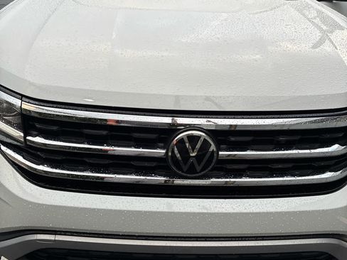 Used 2020 Volkswagen Atlas Cross Sport SEL AWD/4WD image 3
