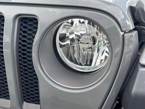 Used 2021 Jeep Wrangler Unlimited Rubicon AWD/4WD image 9