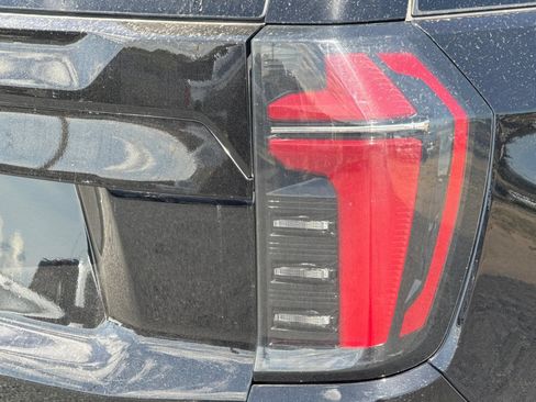 Used 2025 Chevrolet Tahoe LT AWD/4WD image 51