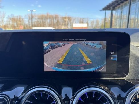 Certified 2023 Mercedes-Benz GLA 250 4MATIC image 25