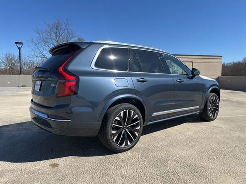 New 2026 Volvo XC90 B6 Plus w/ Protection Package AWD/4WD image 8
