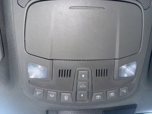 Used 2021 Ford F250 Lariat image 25