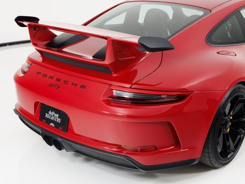 Used 2018 Porsche 911 GT3 RWD image 64