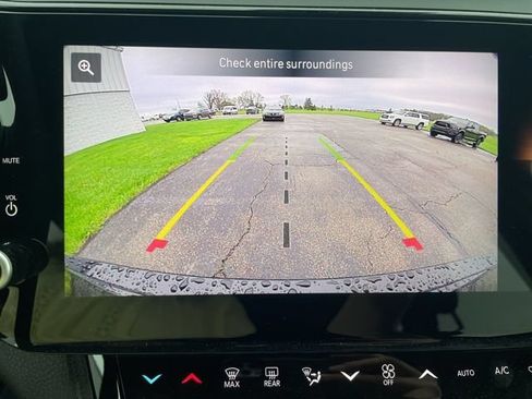 New 2026 Jeep Grand Cherokee Limited w/ Trailer Tow Package AWD/4WD image 29