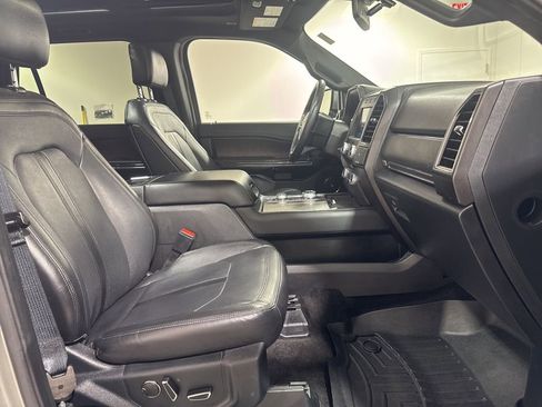 Used 2019 Ford Expedition Max Limited w/ Driver Assistance Package image 29