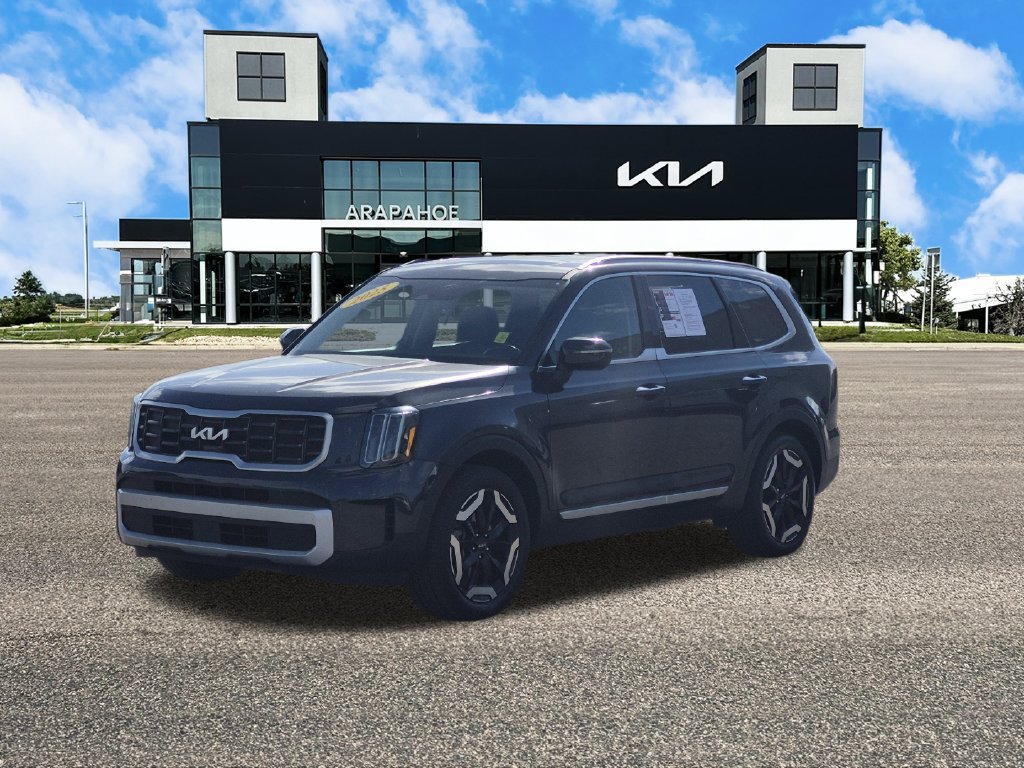 Certified 2025 Kia Telluride S AWD/4WD image 4