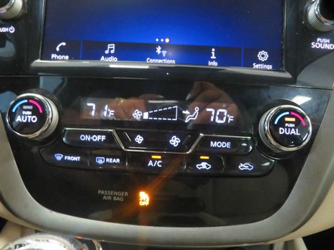 Used 2020 Nissan Murano SV w/ Cargo Package FWD image 43