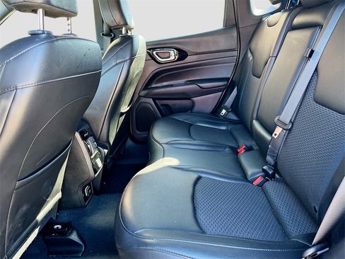 Used 2022 Jeep Compass Altitude image 22