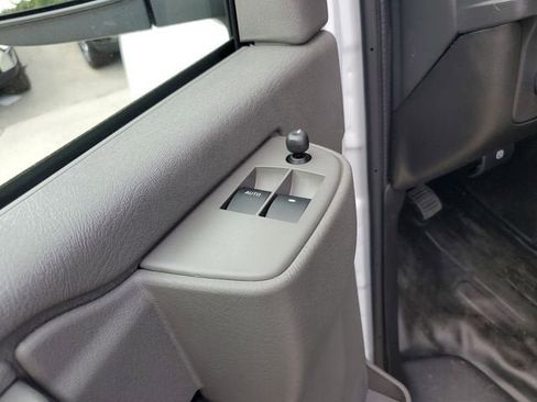New 2026 GMC Savana 2500 Extended RWD image 17