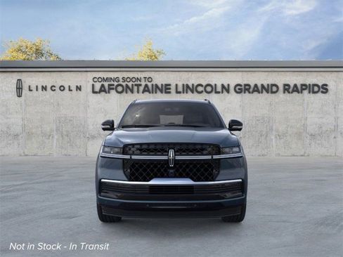 New 2025 Lincoln Navigator Reserve w/ Jet Appearance Package image 6