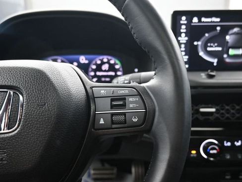 Used 2024 Honda Accord Sport image 15