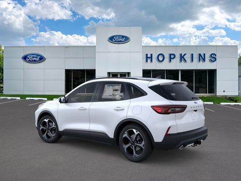 New 2025 Ford Escape ST-Line Select w/ Tech Pack #2 image 4