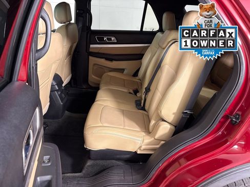 Used 2016 Ford Explorer XLT w/ Equipment Group 202A FWD image 33