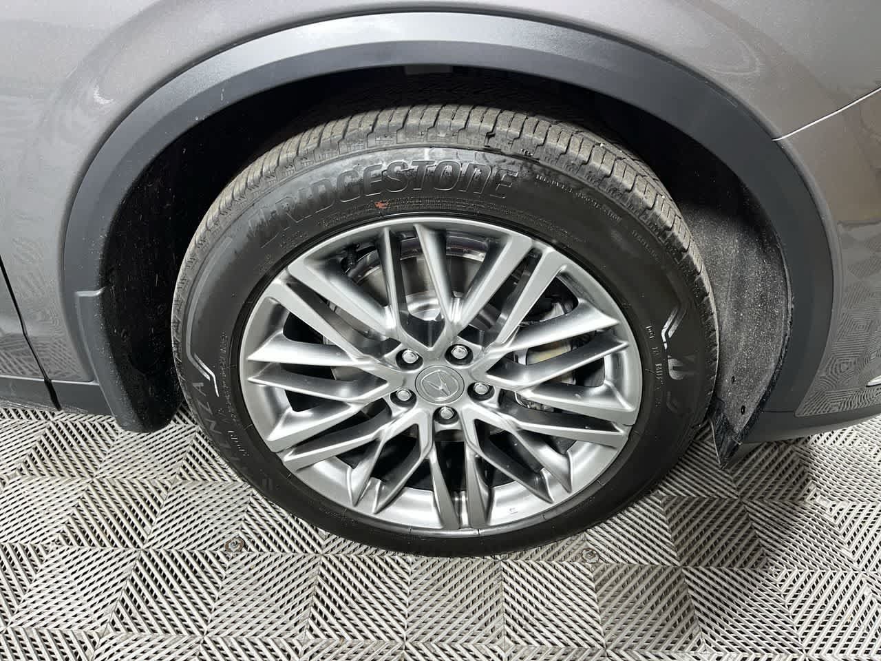 Used 2024 Acura MDX w/ Advance Package AWD/4WD image 10