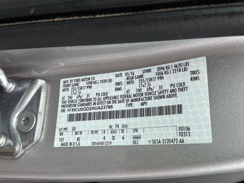 Used 2017 Ford Escape SE image 19