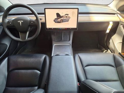 Used 2023 Tesla Model 3 Standard Range RWD image 16