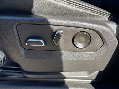 Used 2022 GMC Sierra 1500 Denali image 37