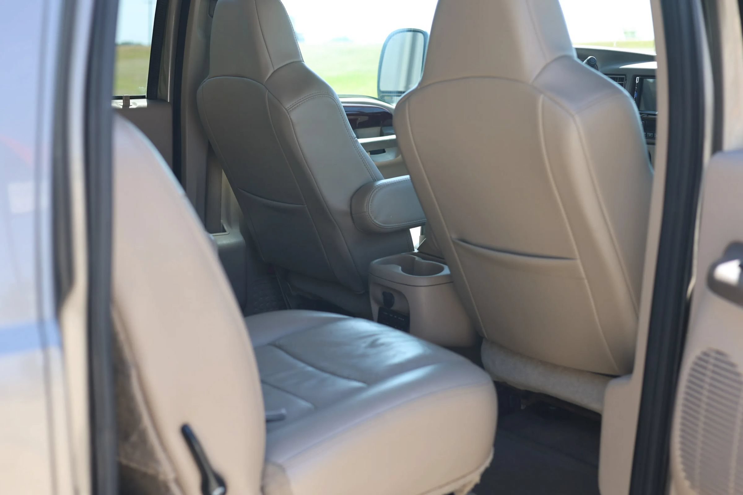 Used 2004 Ford Excursion Limited AWD/4WD image 20