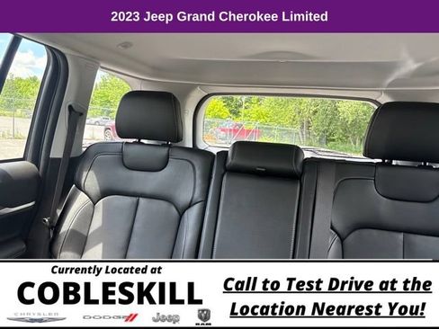 Used 2023 Jeep Grand Cherokee Limited w/ Trailer Tow Prep Group (B) AWD/4WD image 20