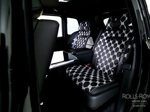 New 2026 Rolls-Royce Cullinan image 19