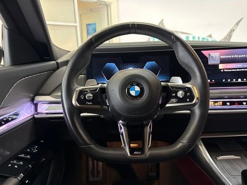 Used 2024 BMW 740i RWD image 12