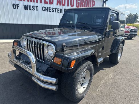 Used 2004 Jeep Wrangler Sahara image 2
