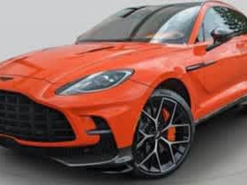 Used 2025 Aston Martin DBX 707 AWD/4WD image 1