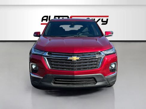 Used 2023 Chevrolet Traverse LT w/ LPO, Floor Liner Package AWD/4WD image 2