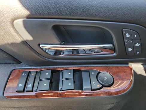 Used 2012 GMC Sierra 3500 SLT w/ SLT Convenience Package image 7