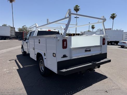 Used 2022 Ford F350 XL w/ Power Equipment Group RWD image 4