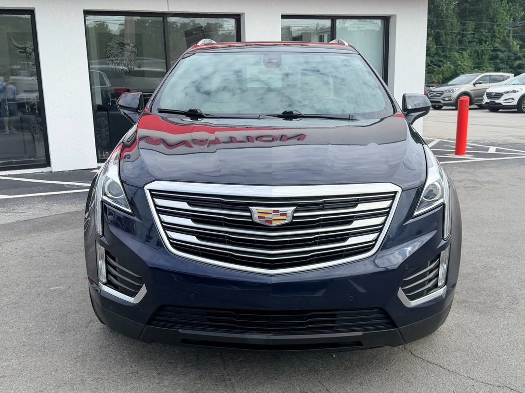 Used 2017 Cadillac XT5 Luxury w/ Driver Awareness Package FWD image 9