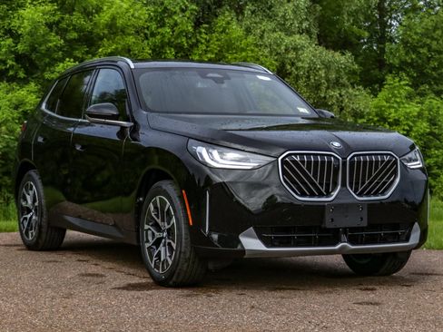 New 2025 BMW X3 xDrive30i w/ Premium Package image 1