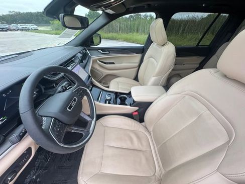Used 2022 Jeep Grand Cherokee Limited 4xe AWD/4WD image 29