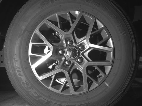 Used 2025 Jeep Wrangler Sahara image 13