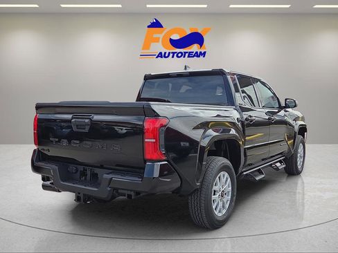 New 2026 Toyota Tacoma SR5 AWD/4WD image 4