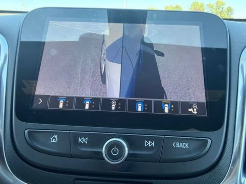 Used 2019 Chevrolet Equinox Premier FWD image 33