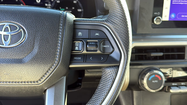 Used 2025 Toyota Tacoma TRD Off-Road AWD/4WD image 13
