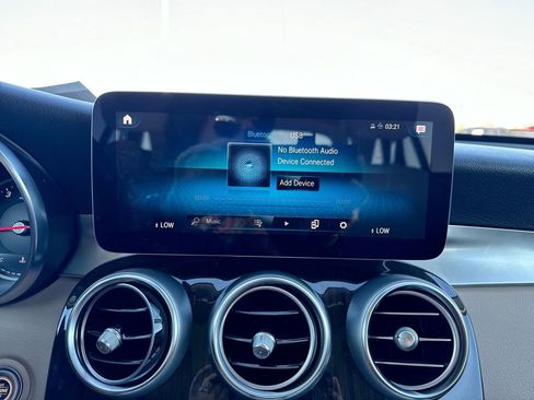 Used 2021 Mercedes-Benz GLC 300 w/ Premium Package image 16